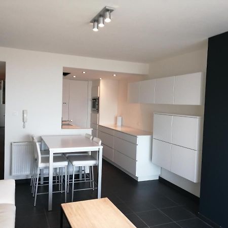 Apartament Marjolaine Zeezicht - Nieuwpoort-Bad Met Gratis Garagebox Zewnętrze zdjęcie