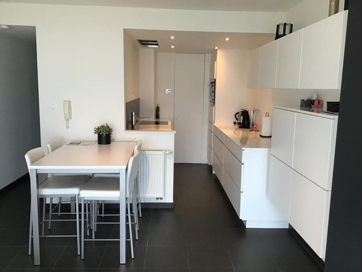 Apartament Marjolaine Zeezicht - Nieuwpoort-Bad Met Gratis Garagebox Zewnętrze zdjęcie