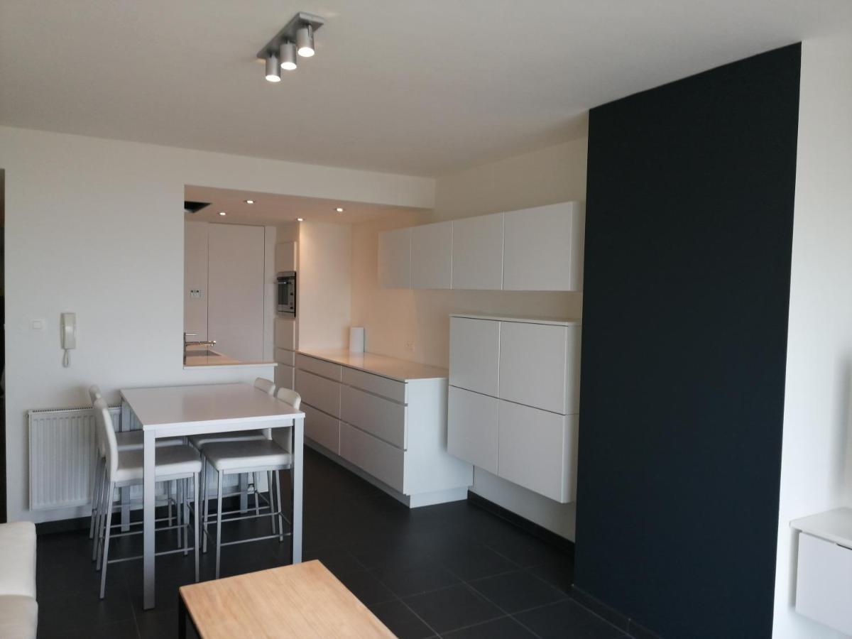 Apartament Marjolaine Zeezicht - Nieuwpoort-Bad Met Gratis Garagebox Zewnętrze zdjęcie